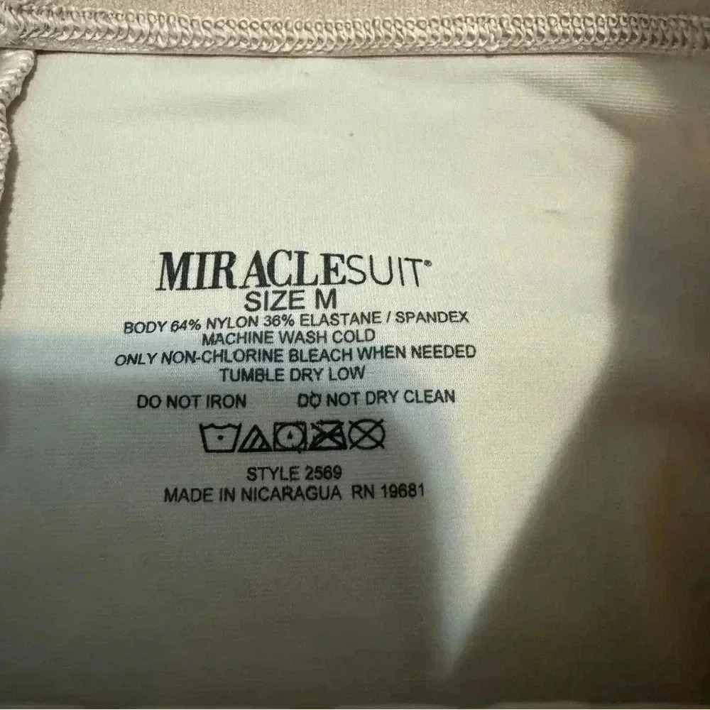 NWOT MIRACLESUIT 2569 MODERN MIRACLE LYCRA FITSENSE HI-WAIST THIGH SLIMMER M - Picture 5 of 5